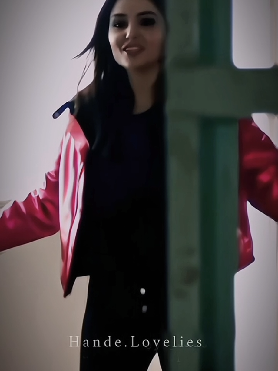 @💞Hande ercal💞