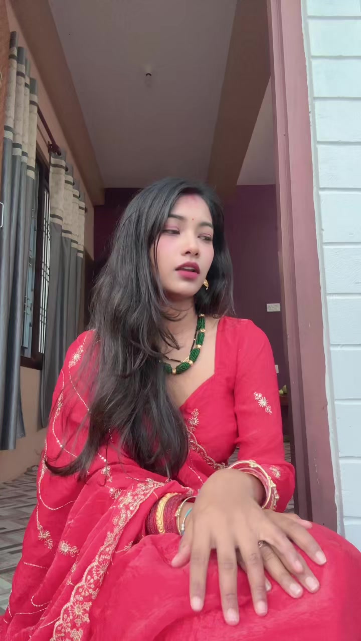 @Usha Singh 🦋