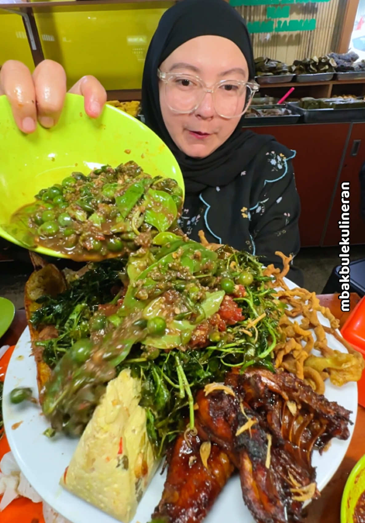 @MBAK BULE KULINERAN