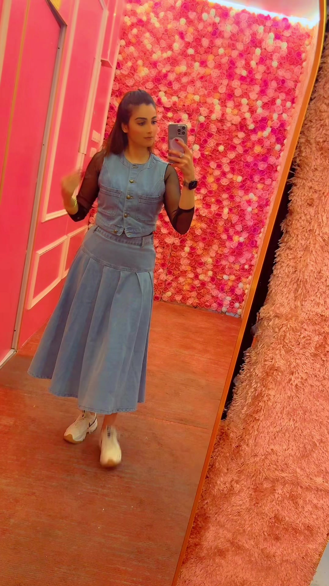 @Sana jutt ๐