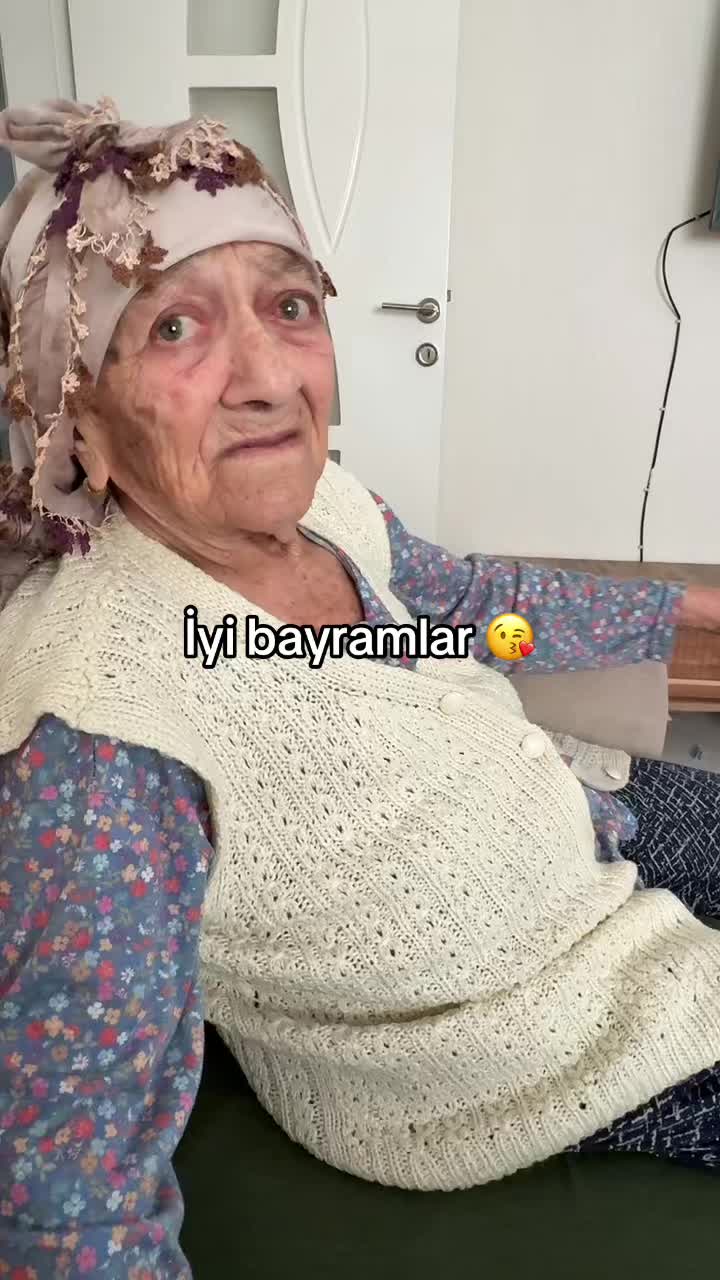 @G&uuml;lnur Kırmızı
