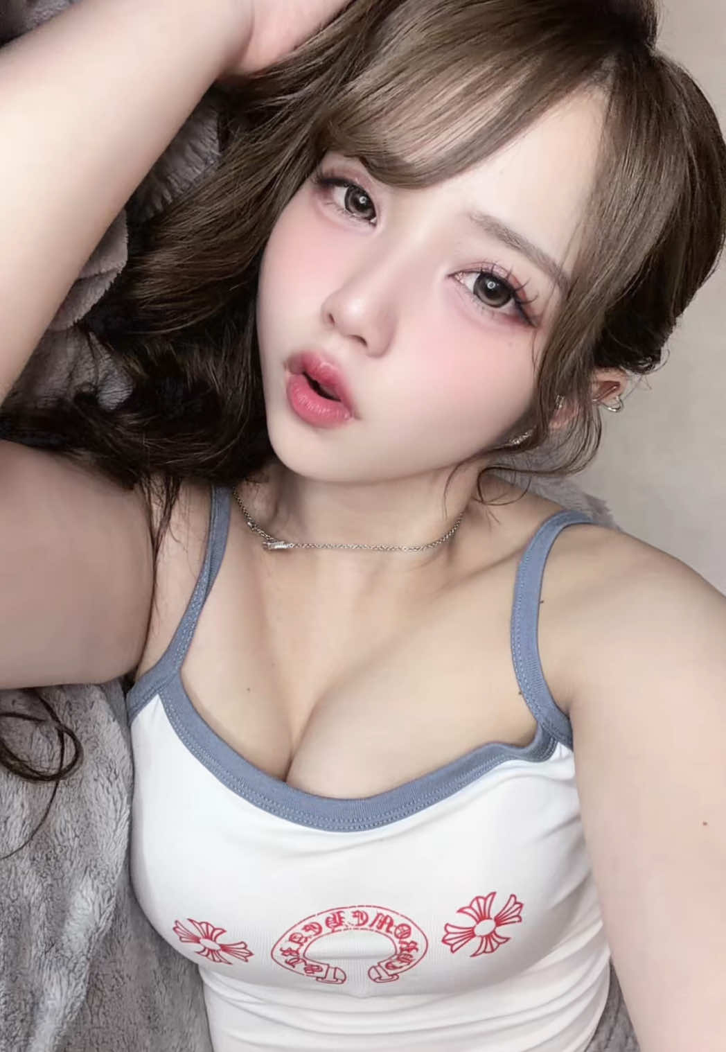 @えま