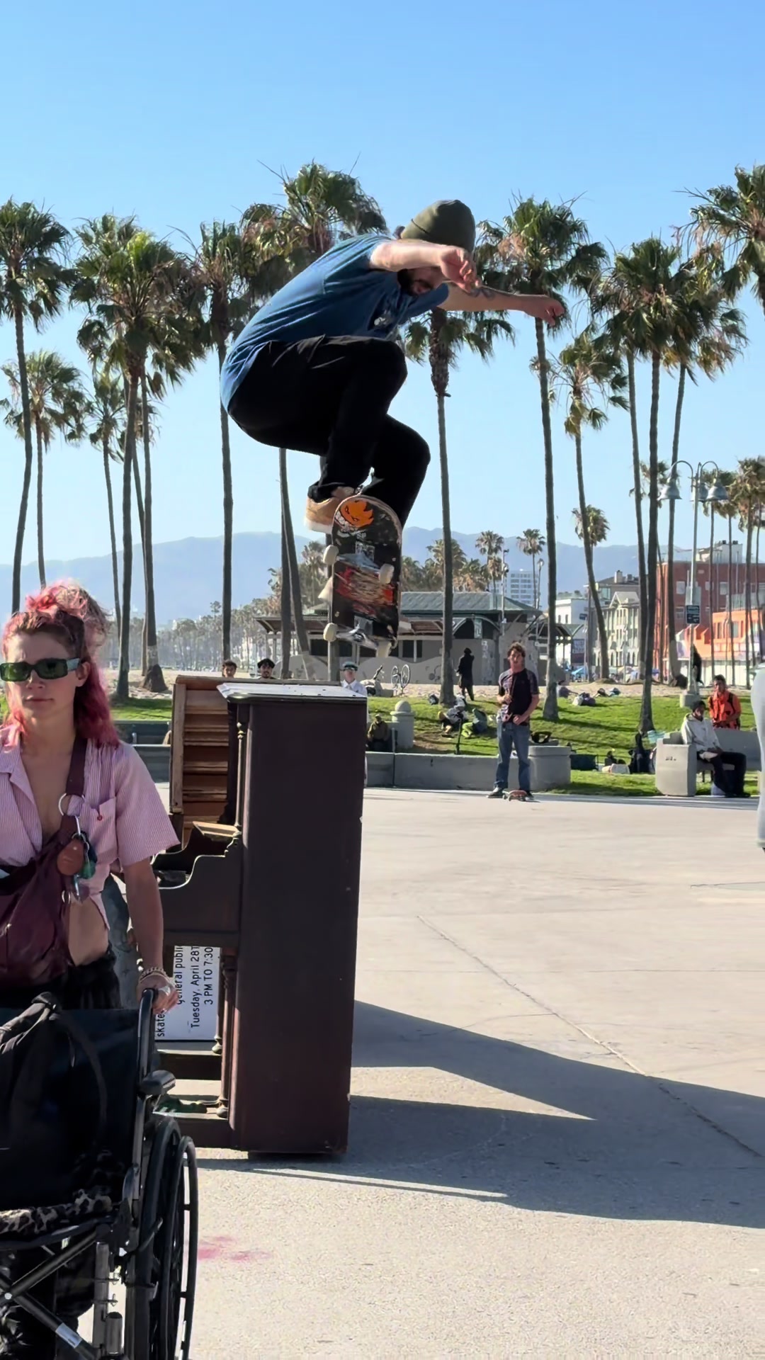 @Venice Beach Boardwalk