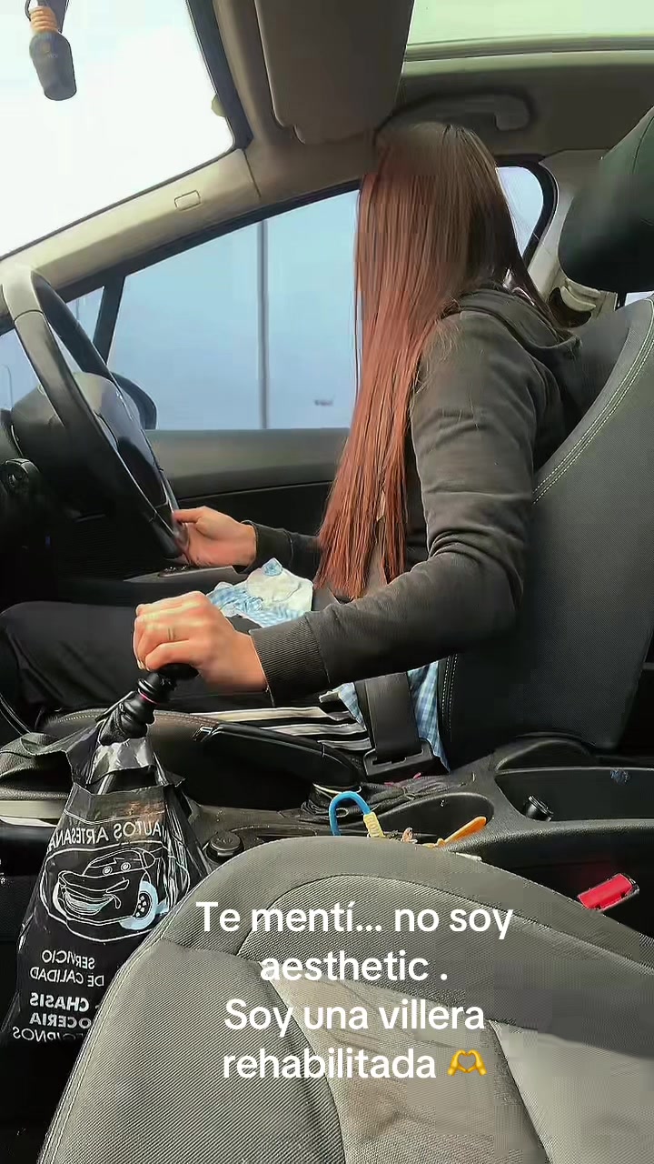 @Debora