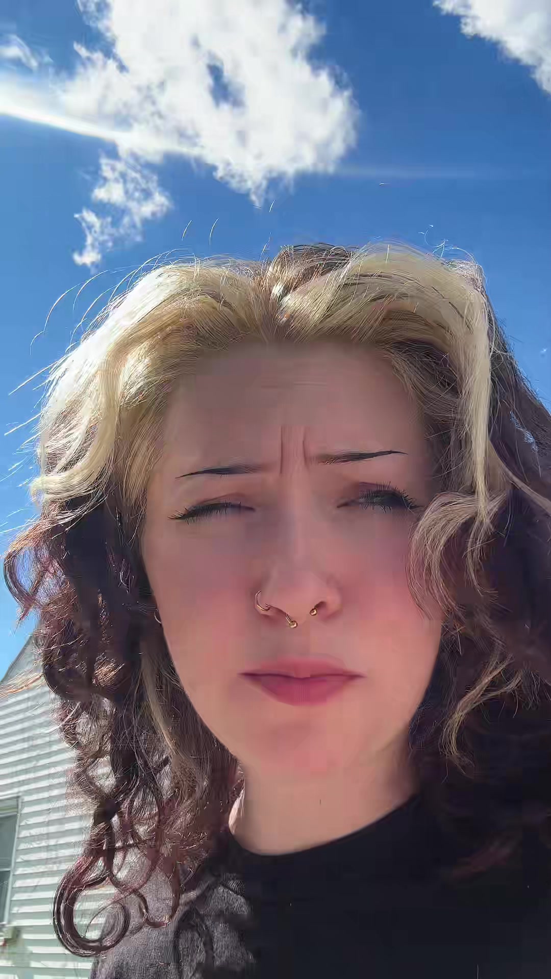 @lizzijogonecrazi