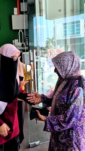 @Farhana CEO Bekam Care Melaka