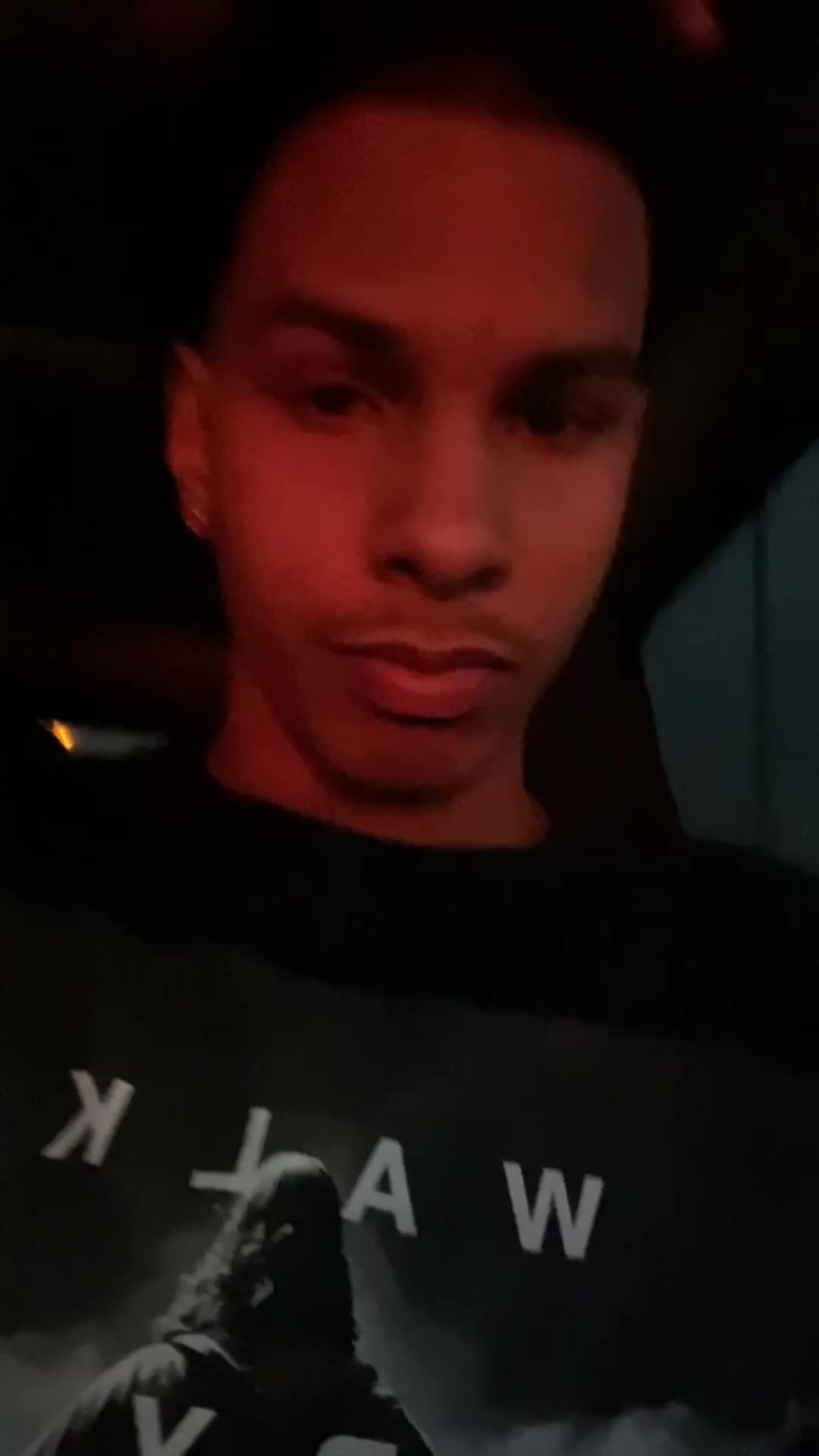 @️