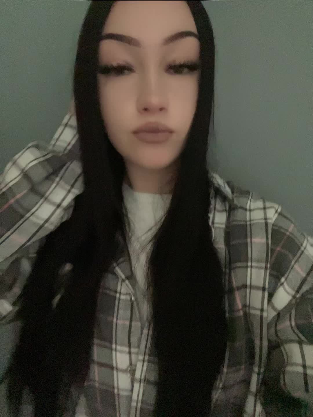 @дуня👅