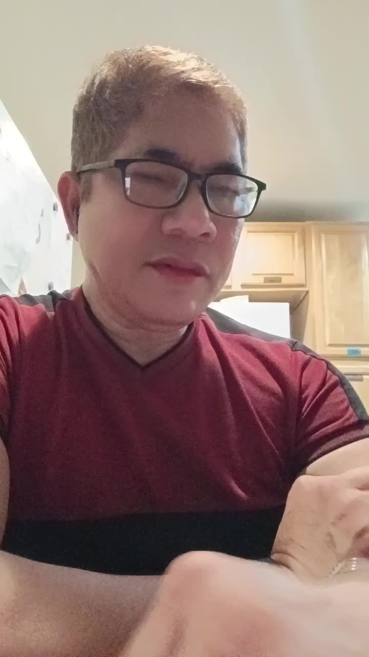 @Kneeroh