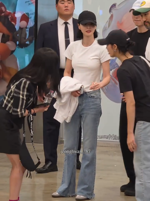 @kwon nara 권나라