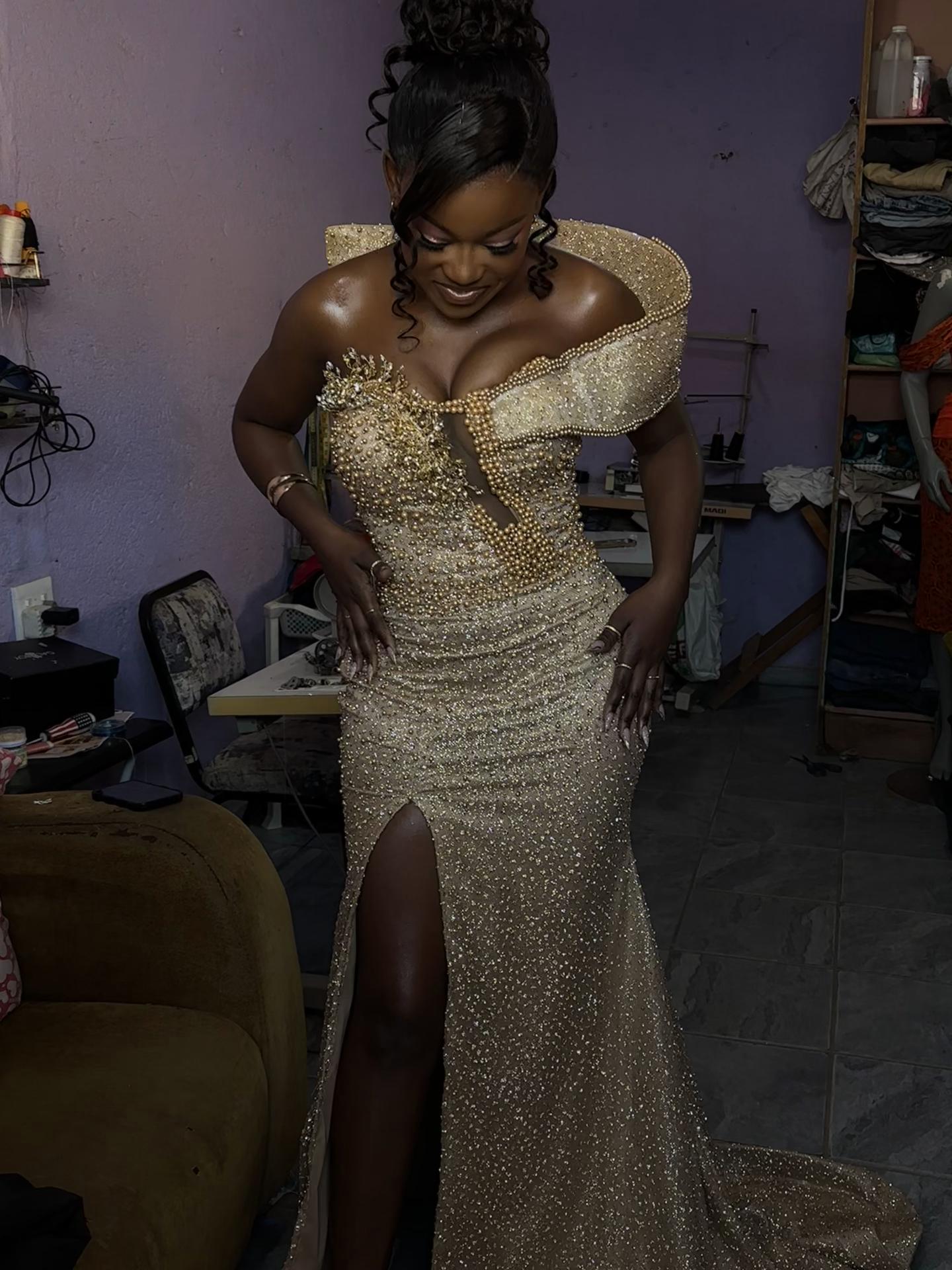 @dress me Lucy