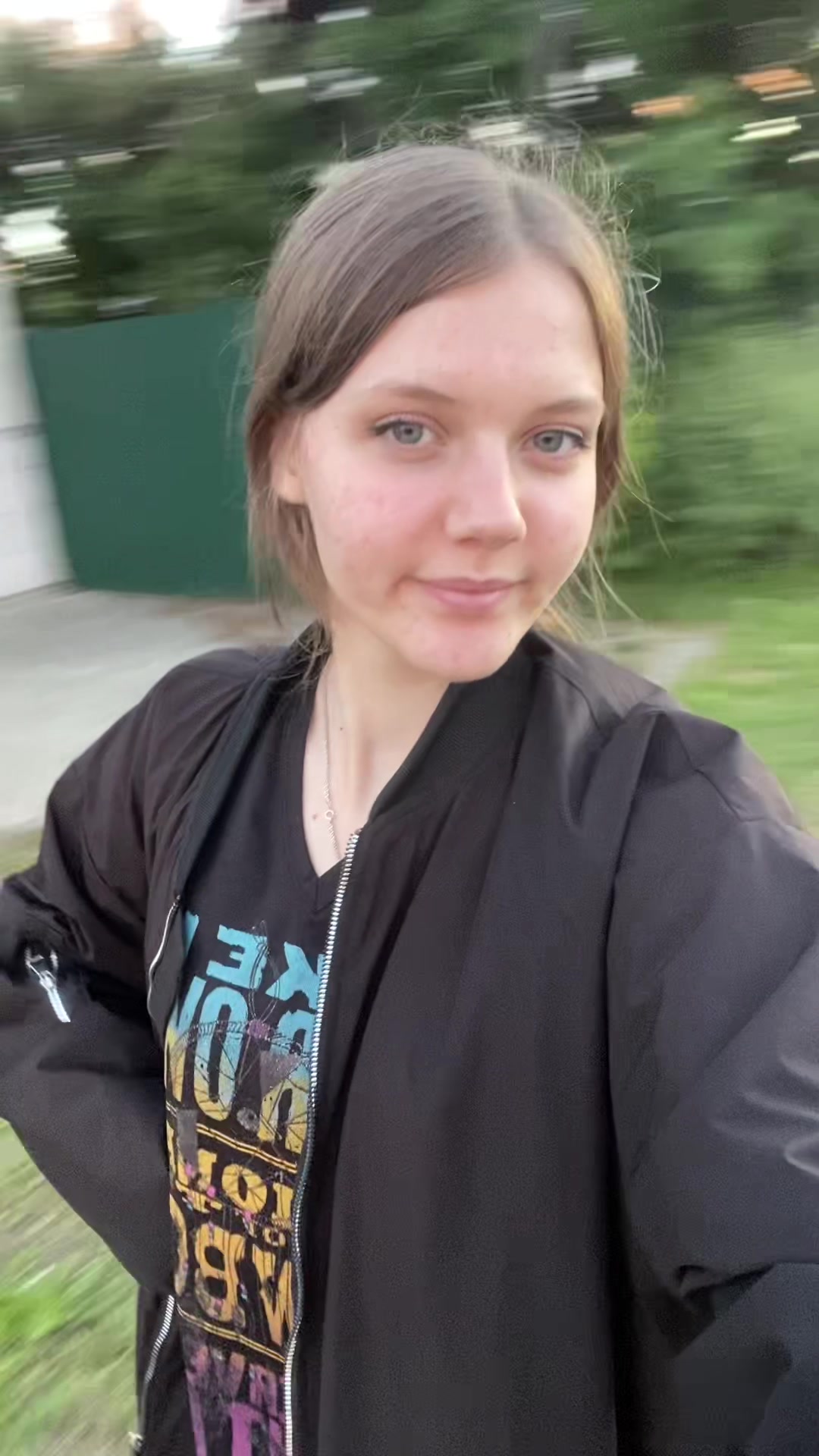 @thelanamog