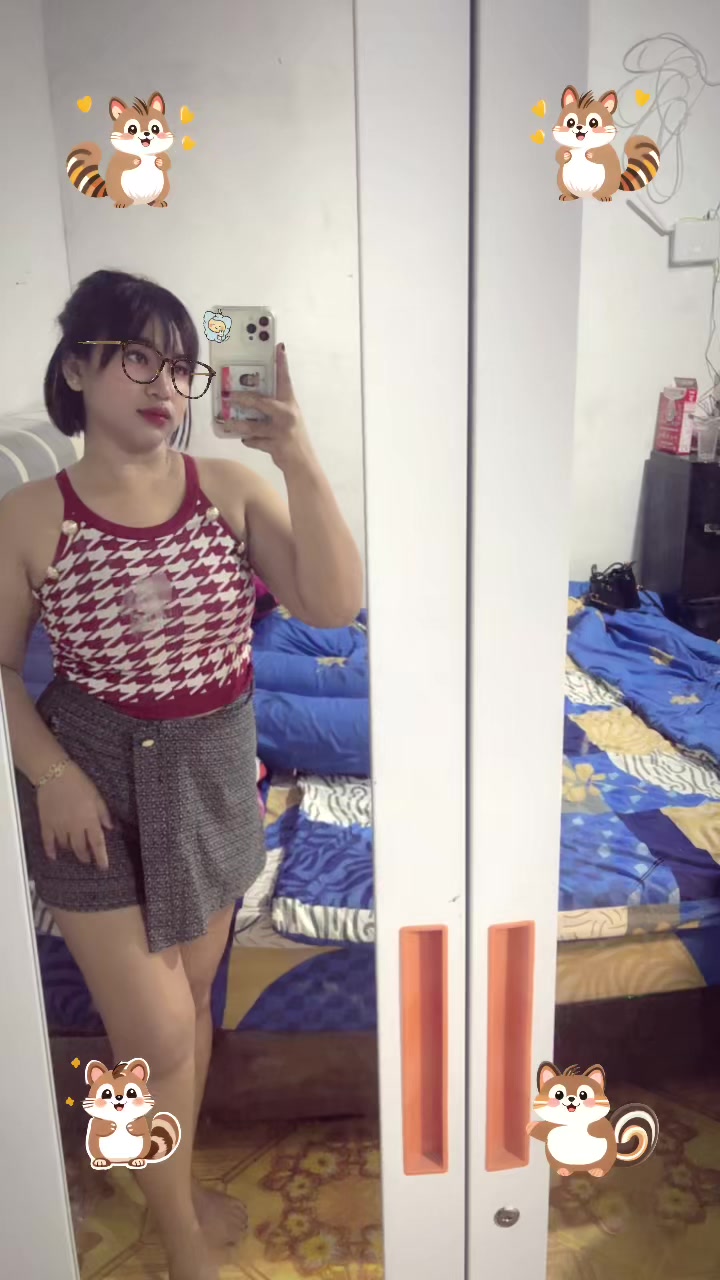 @julia frinella sari