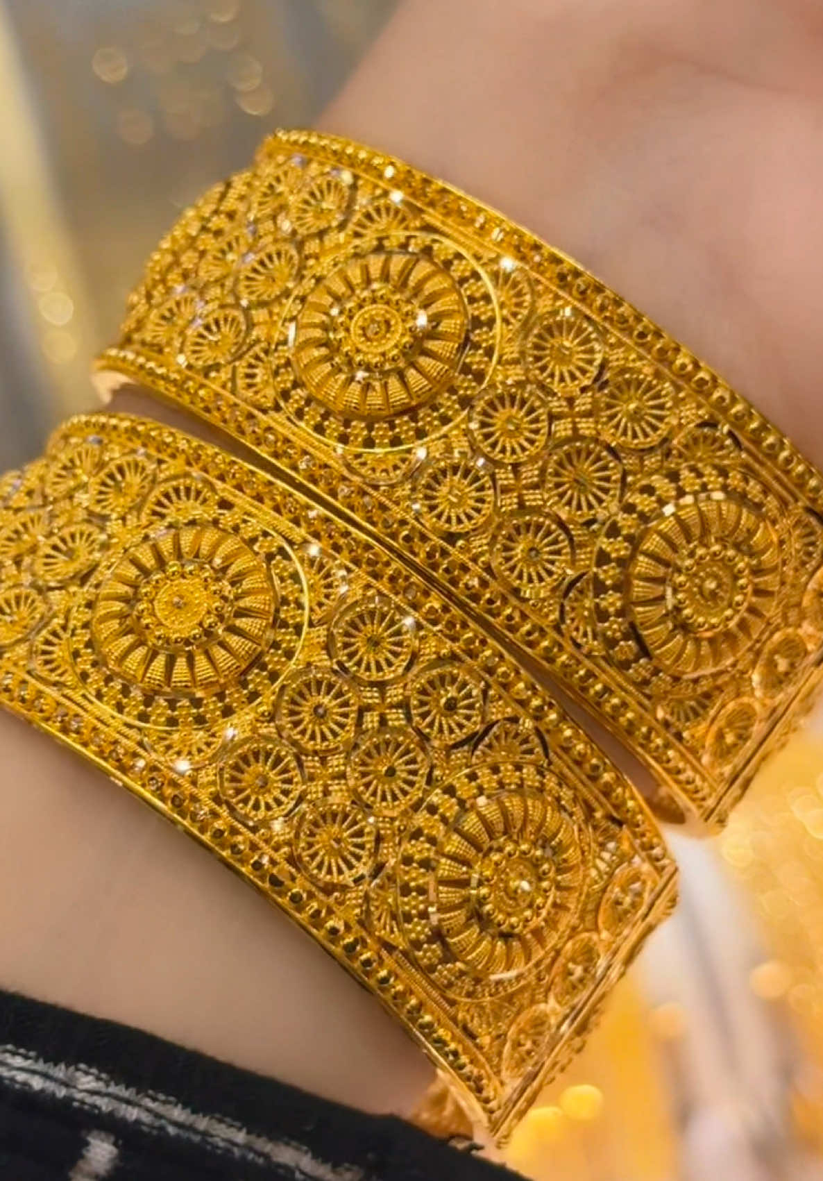 @Royal Dubai jewellers
