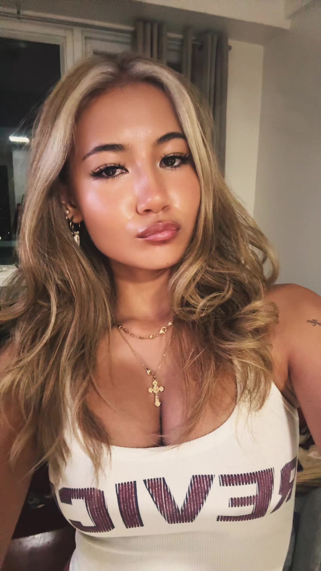 @julieshap