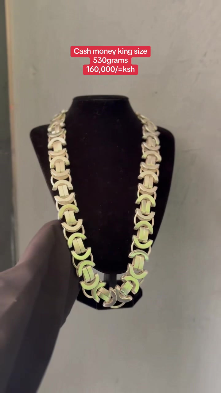 @usiche_jewelry_store