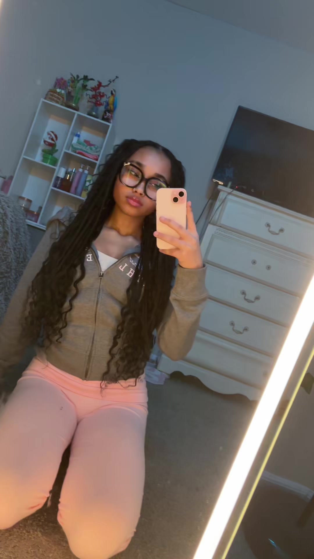 @azmeraꨄ