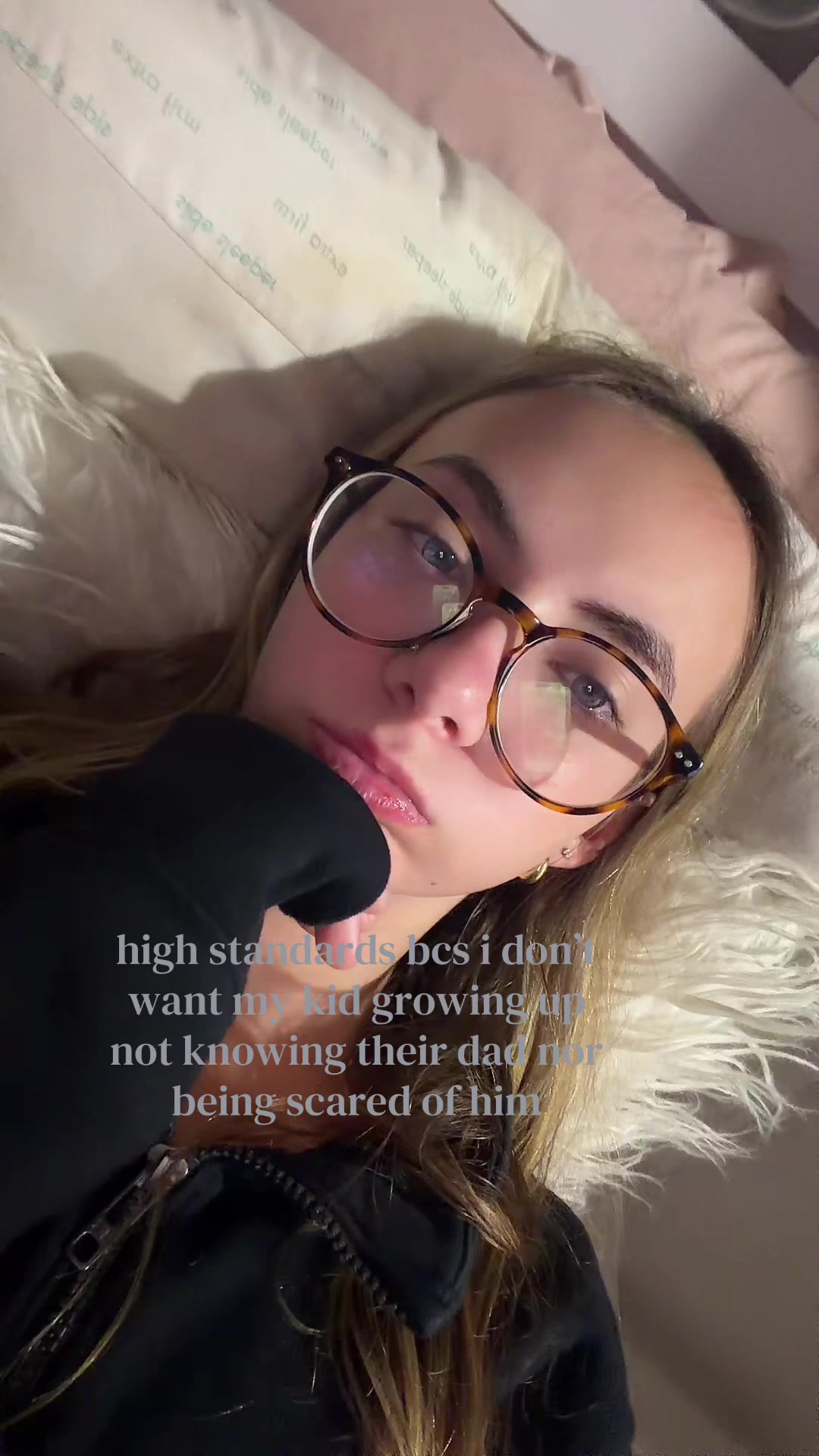 @???