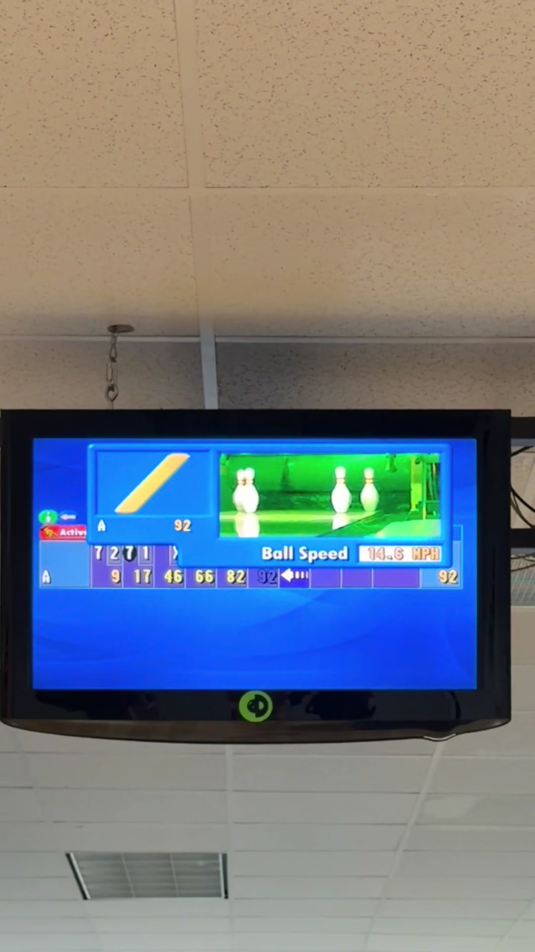 @Bowling with Zo&euml;