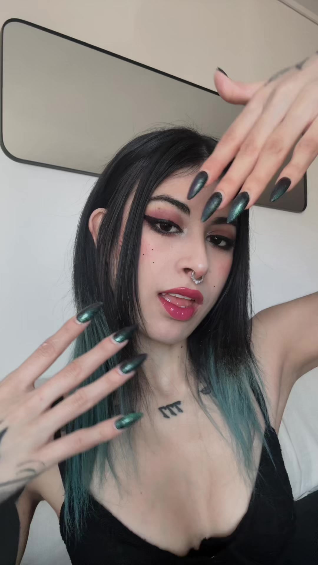 @𝘢𝘳𝘢 ₊˚ˑ༄ؘ