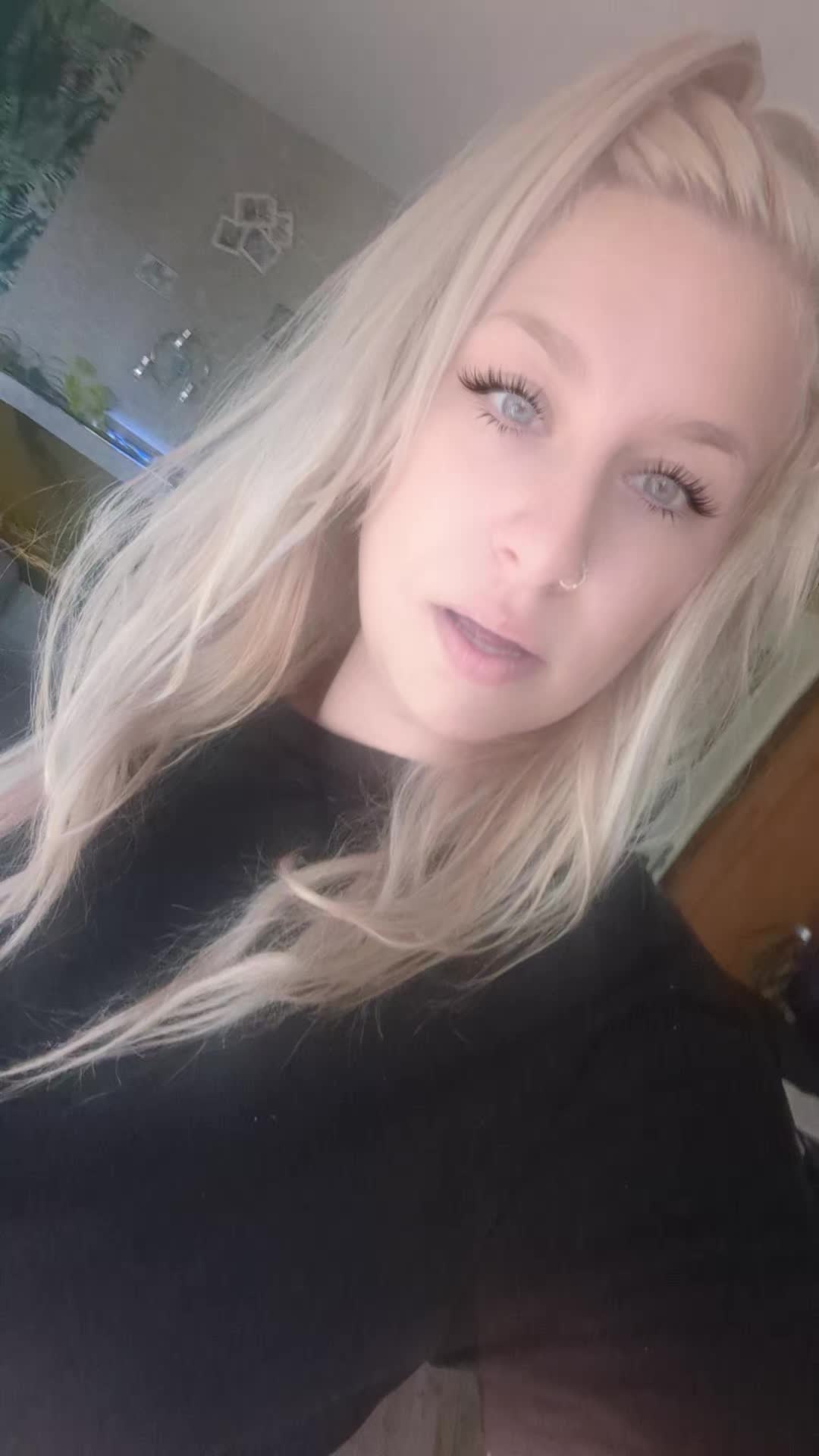 @Saphira95