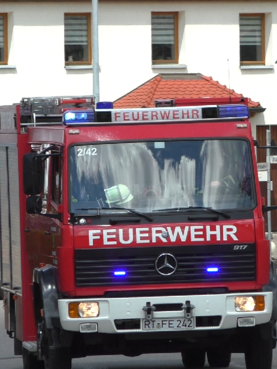 @Blaulicht_filmer_bw