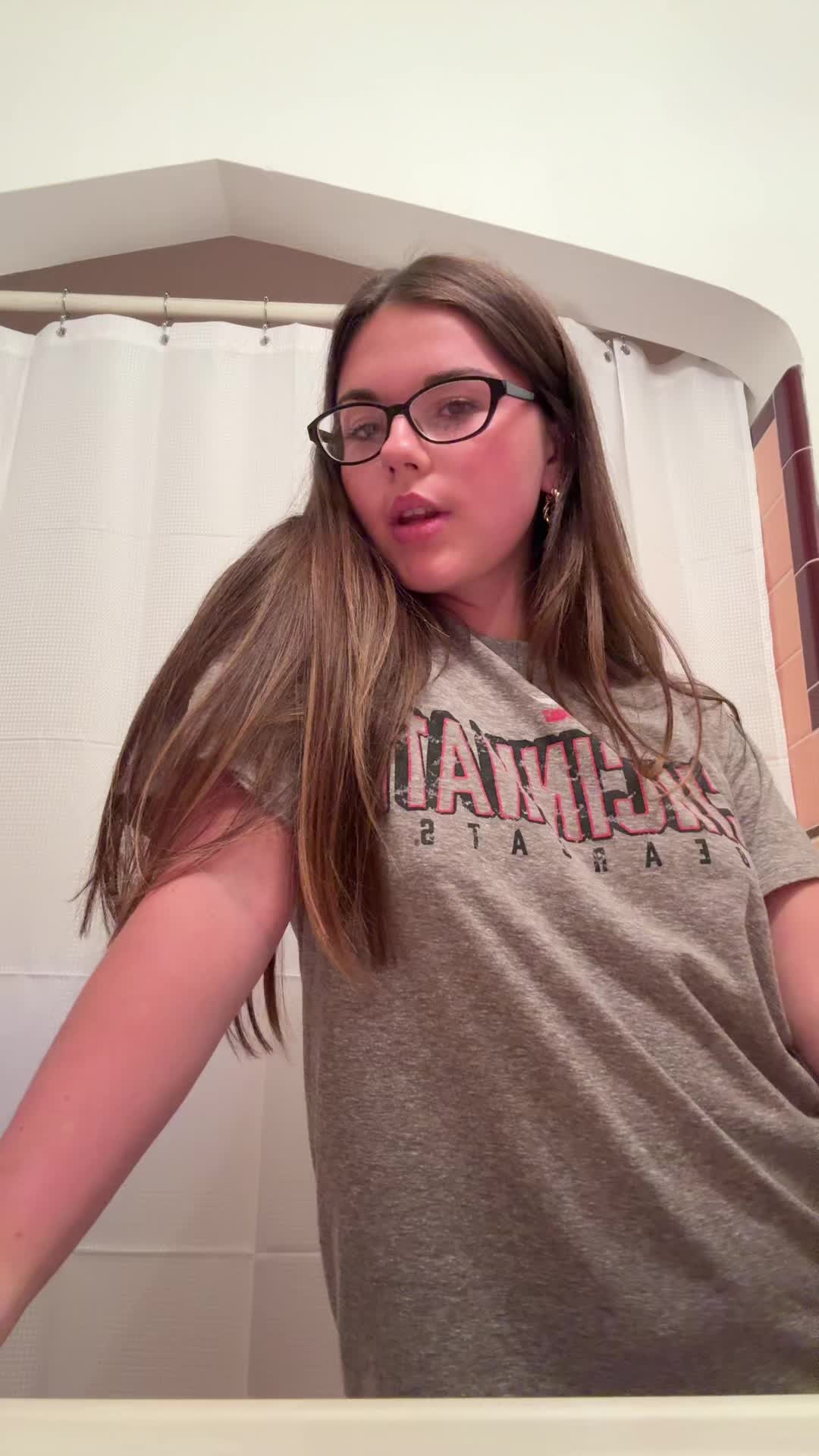 @kayla.metz