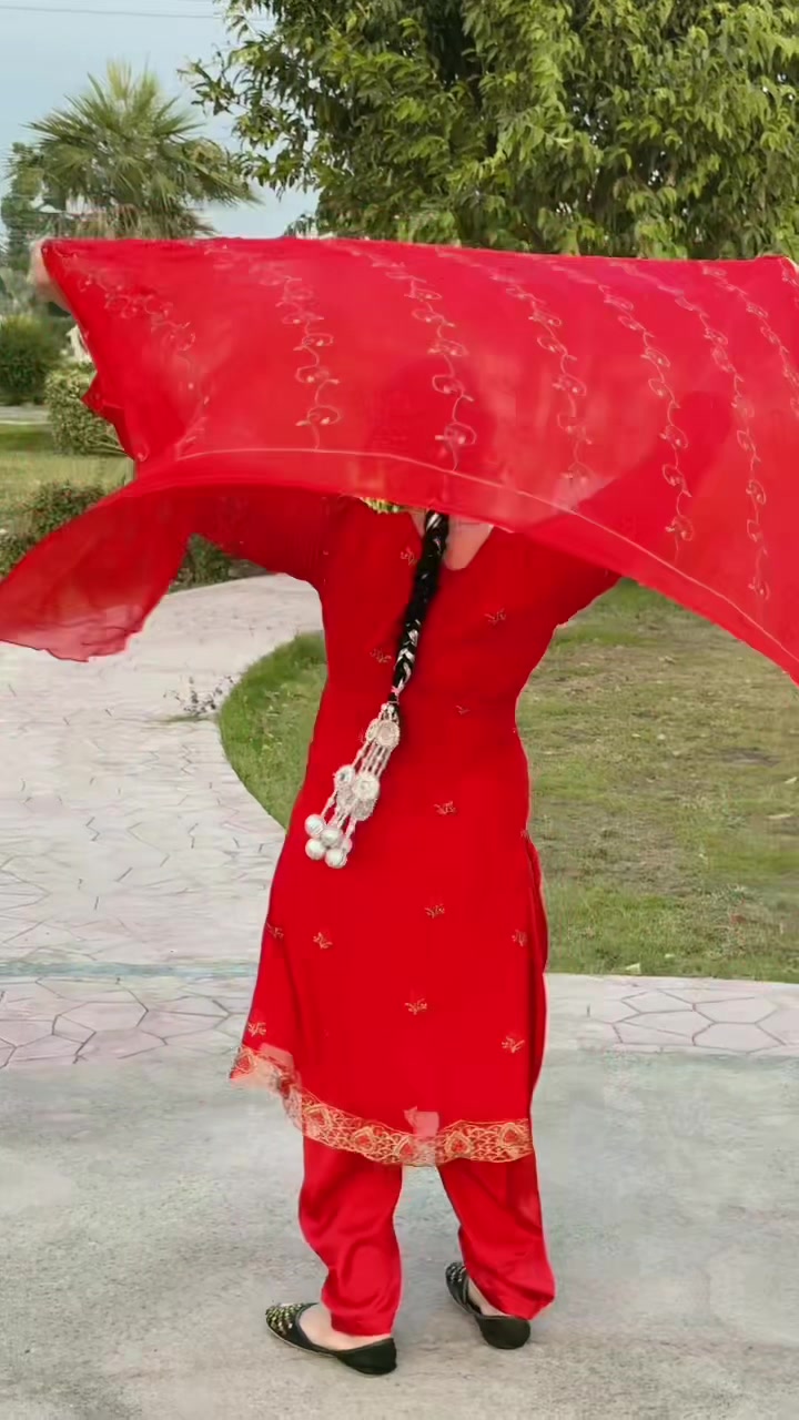 @RimshaKhanofficial