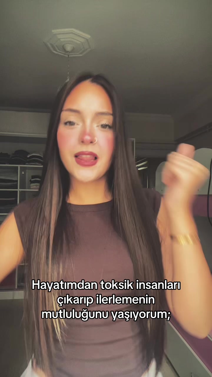 @Esmoşşşl