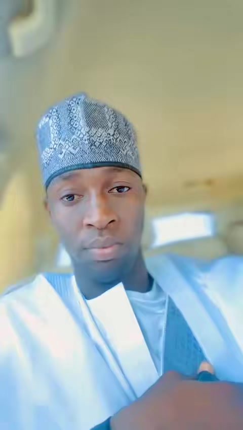 @SIRAJO ZAKARI 111