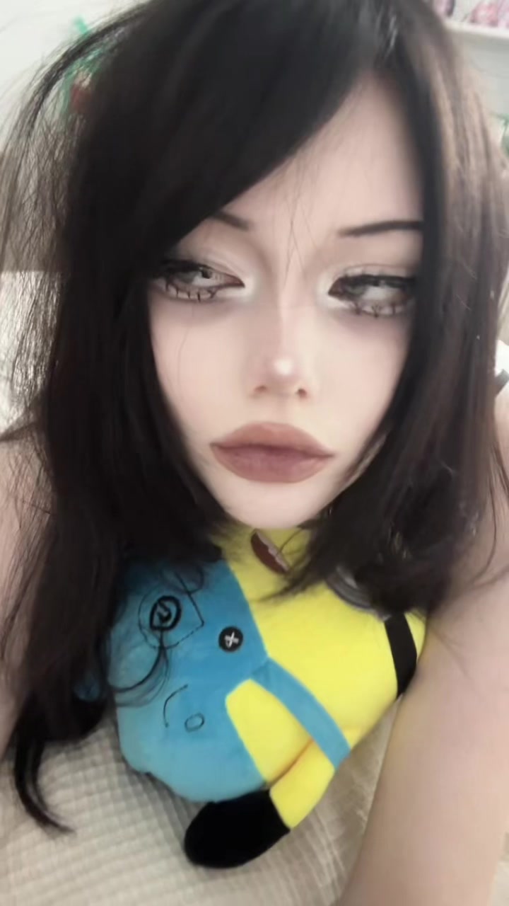 @🧛🏻♀️