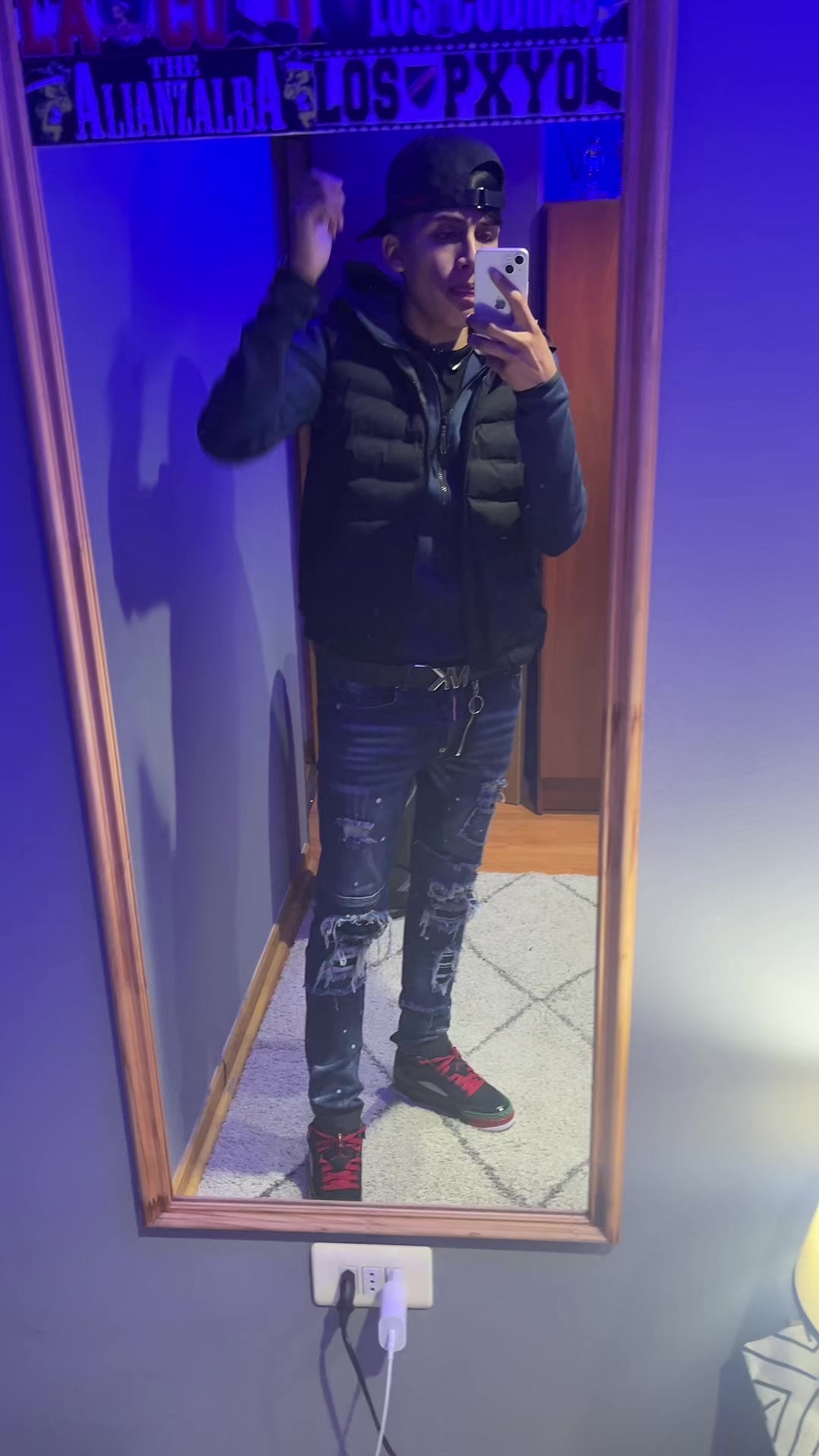 @T&iacute;o Demian