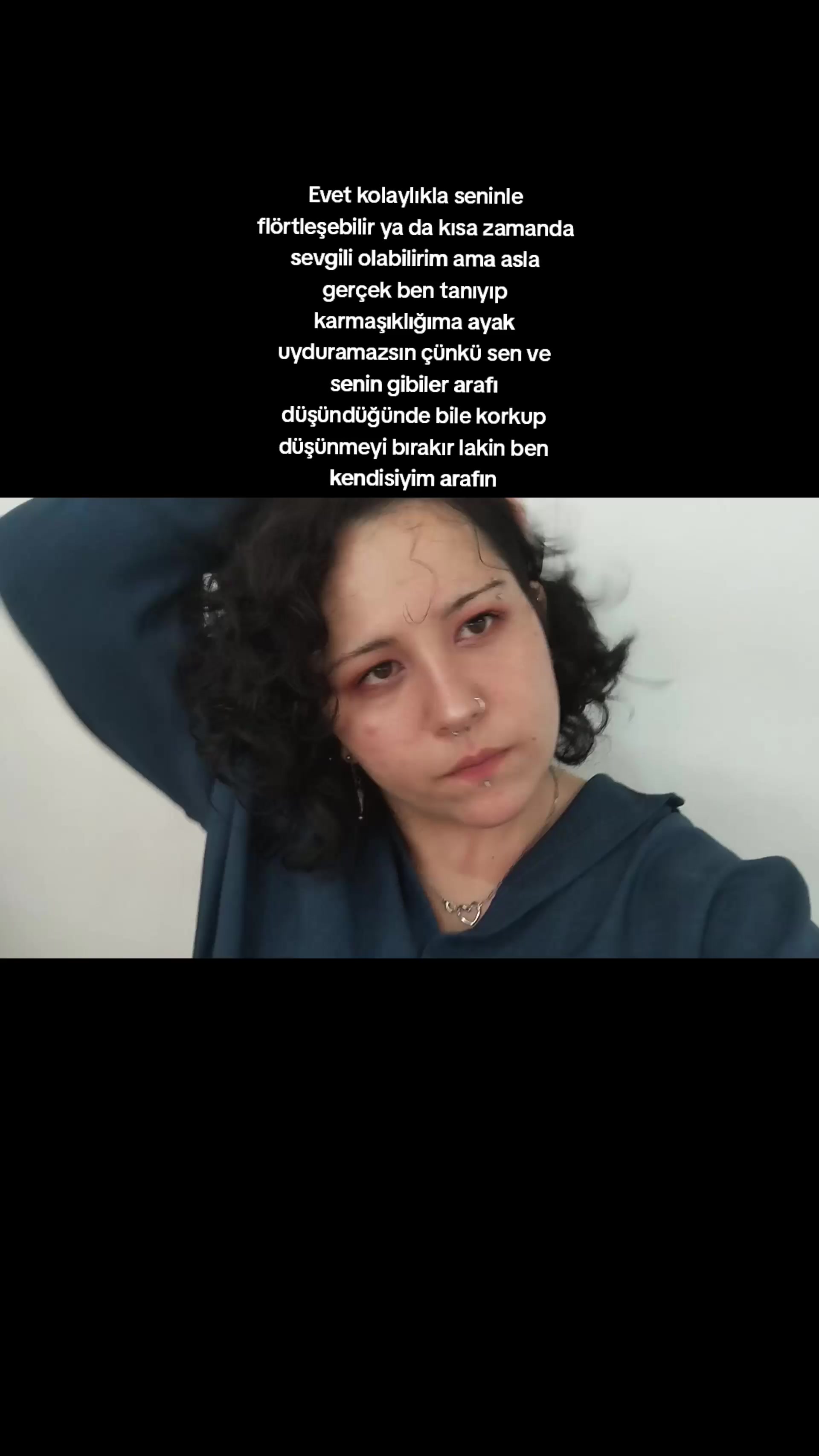 @🦦