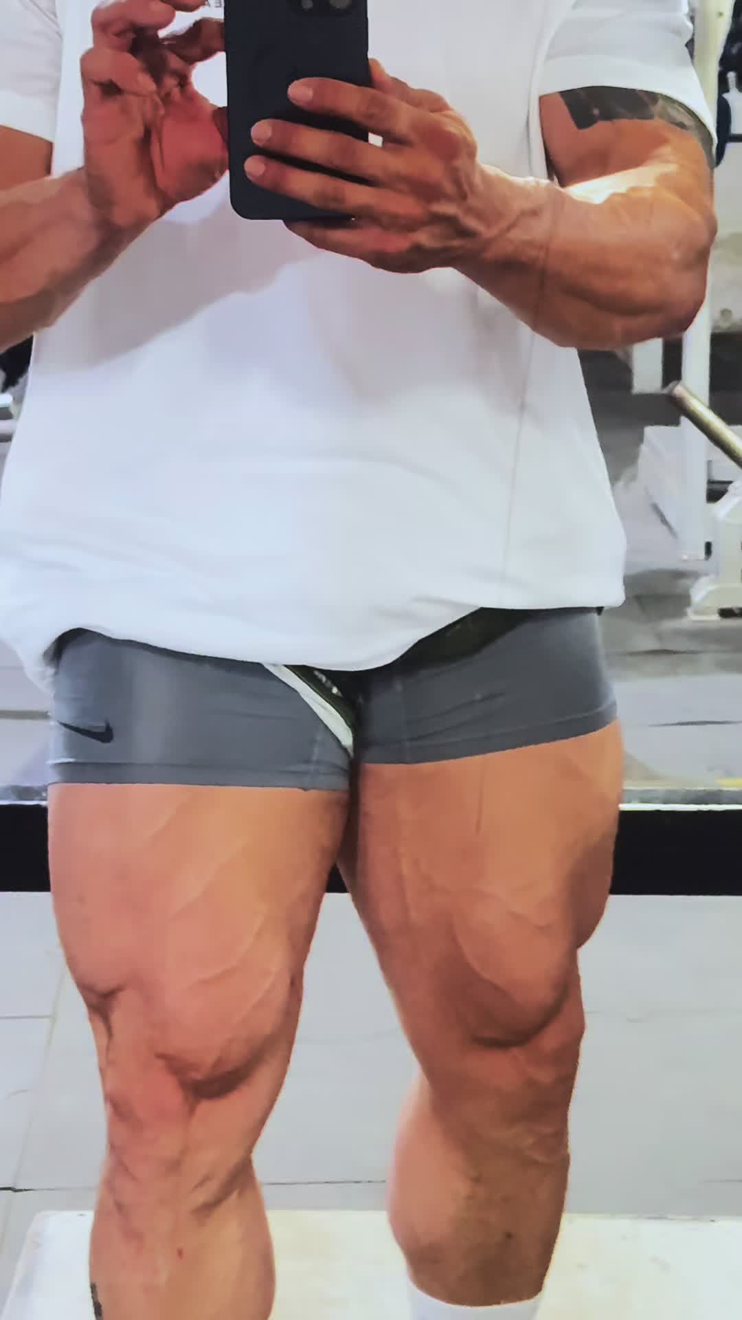 @julianbodibuildier052414