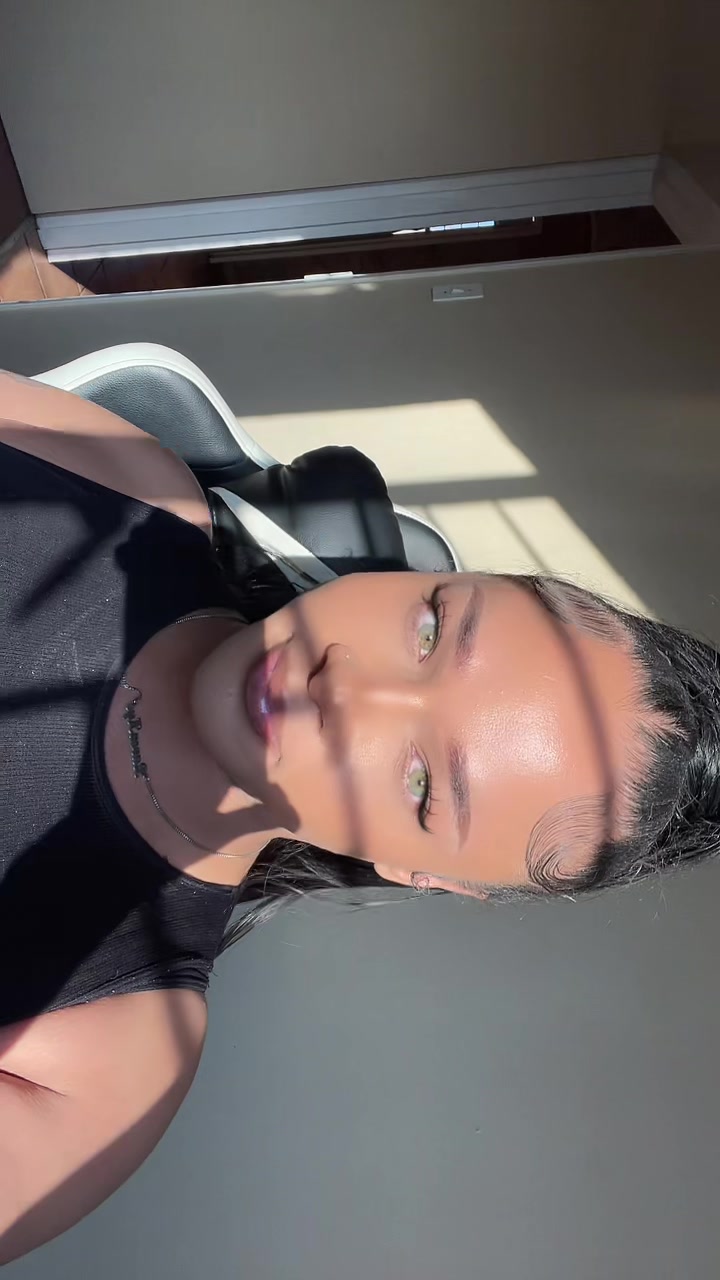 @Raven Kye 🦋