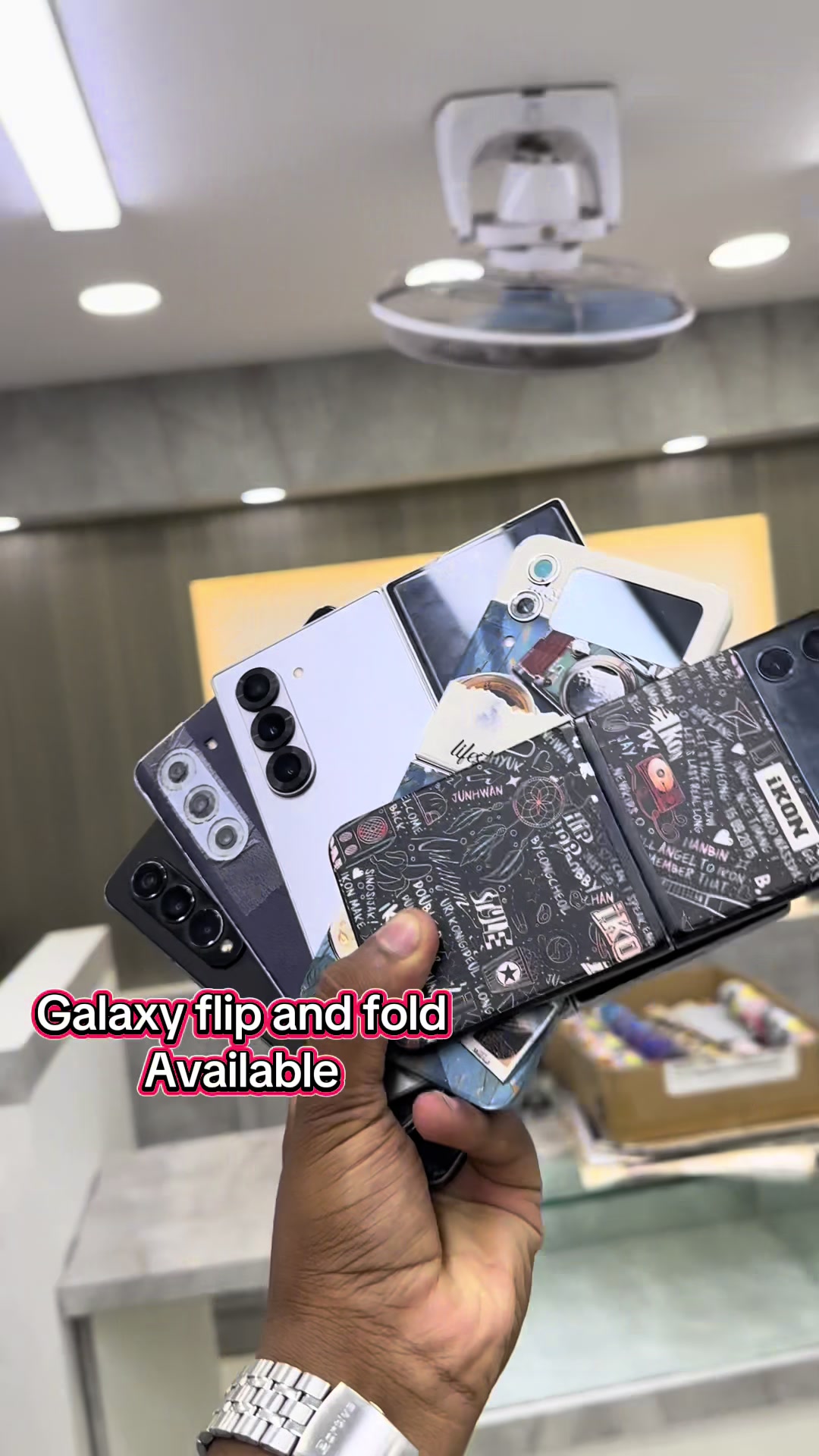 @Quick Mobile Center