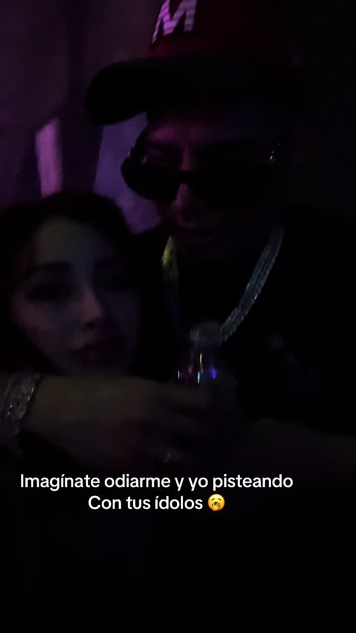 @Soymaria_cuernuda
