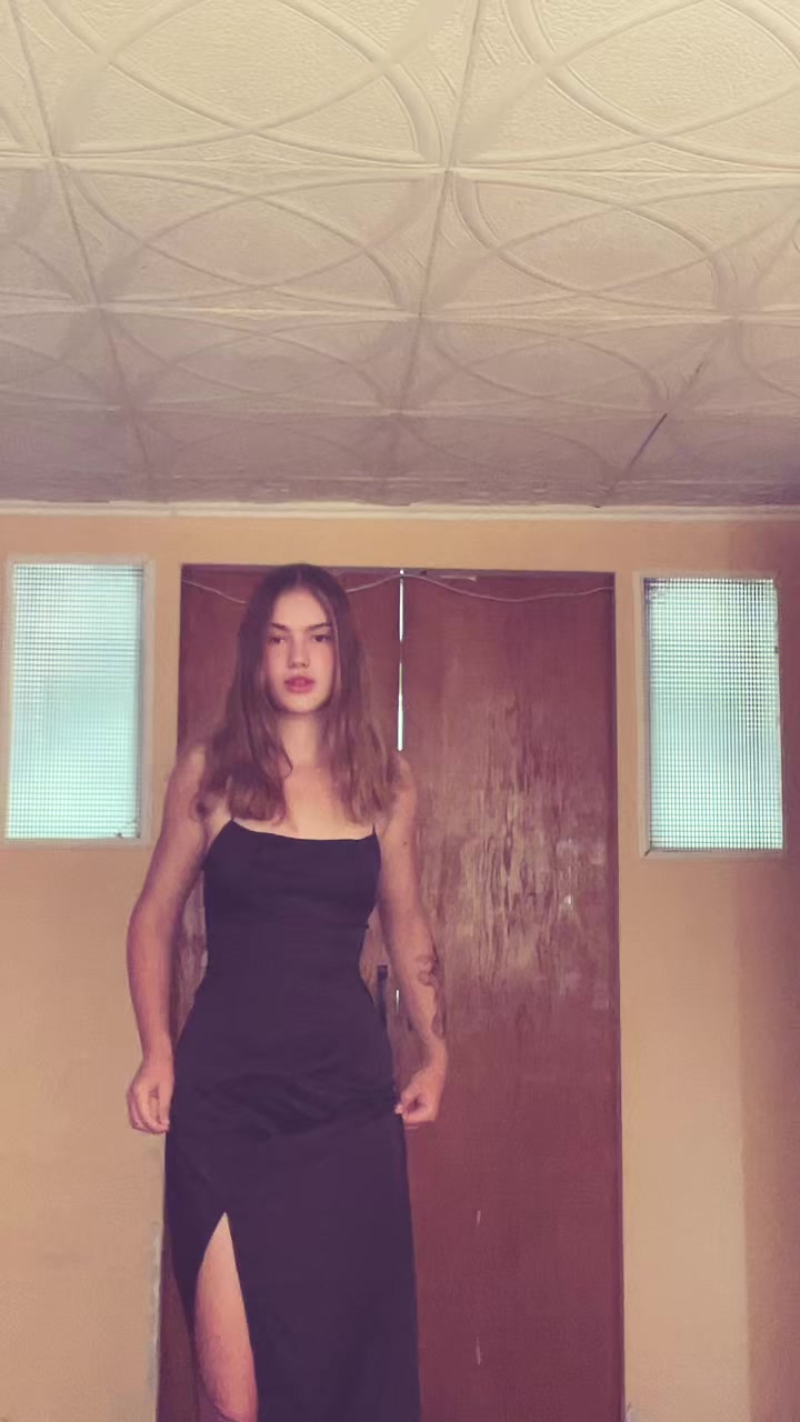 @льоля💋💋💋