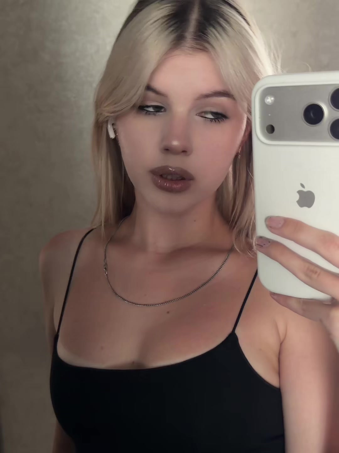 @кисскерис