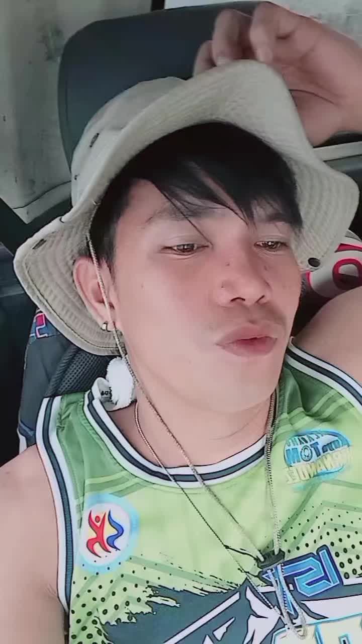 @kUriNay