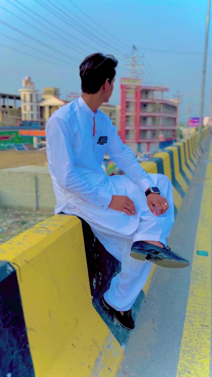 @🏴☠️خان🦅🇹🇳H͛A͛r͛o͛0N͛
