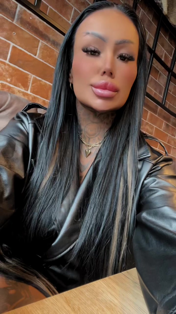 @💜🖤Foxi💜🖤