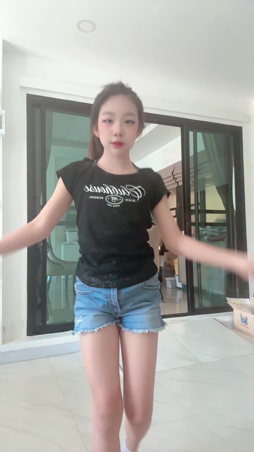 @Nina (10k)