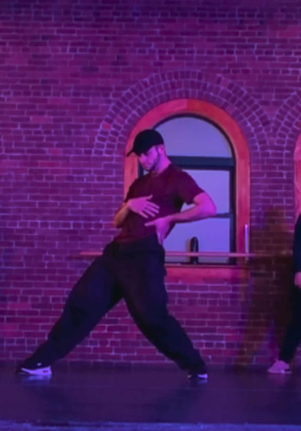 @alexmolledance