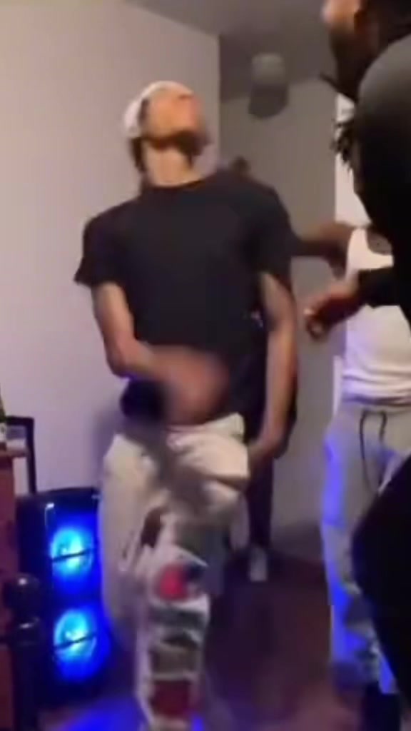 @︎