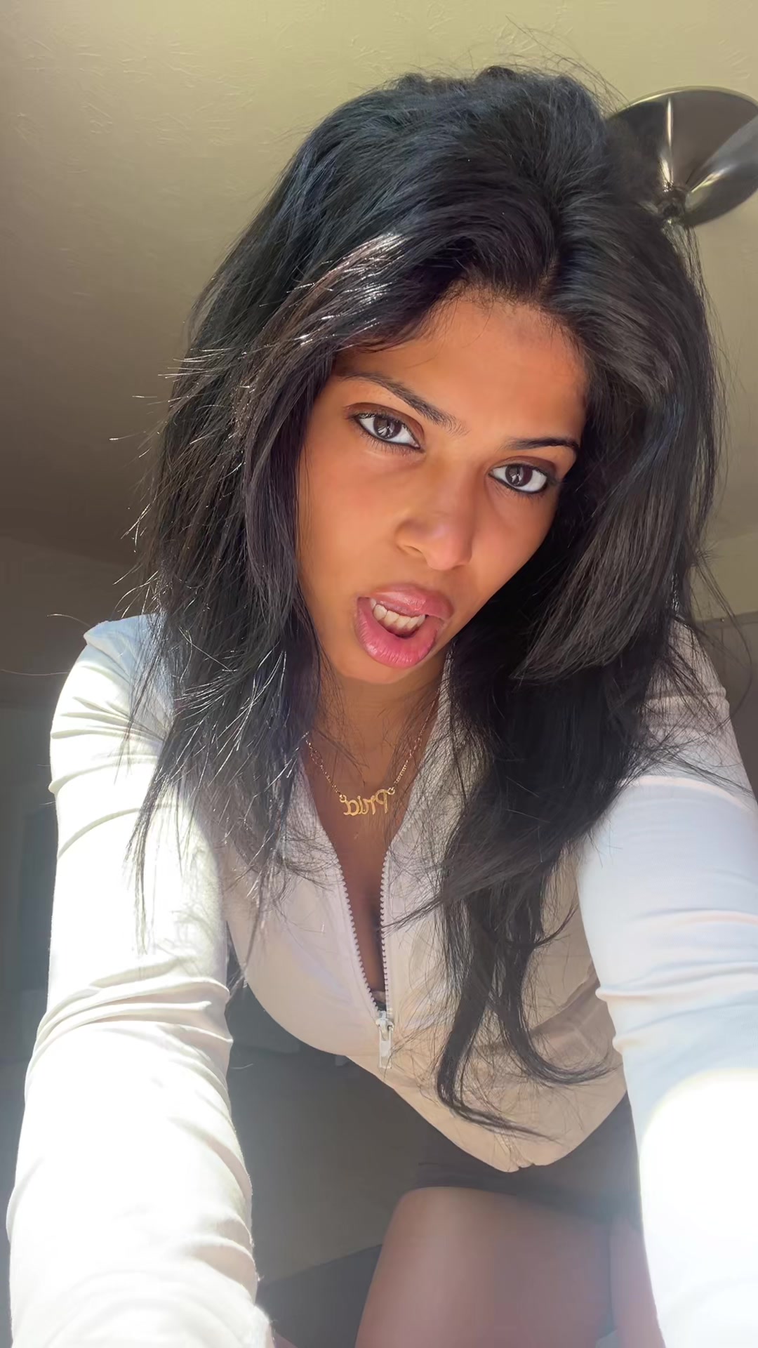 @Priaaaaa
