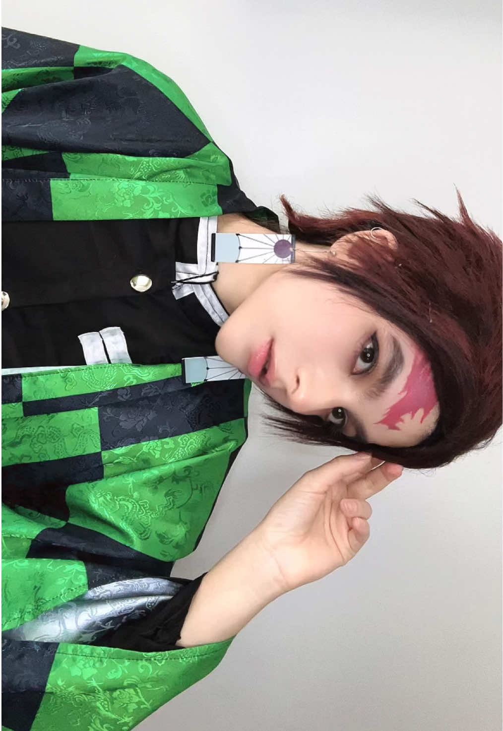 @Angela Isaac ⋆。° ✮⋆