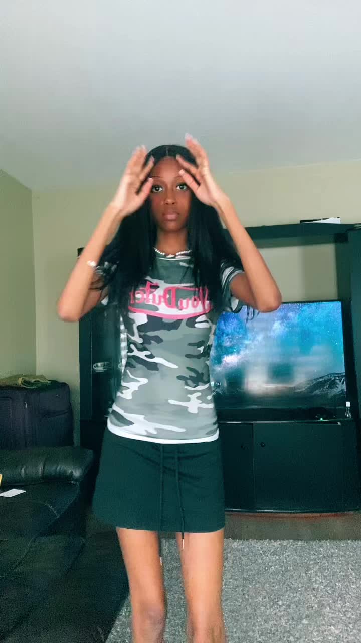 @bloomingbambina