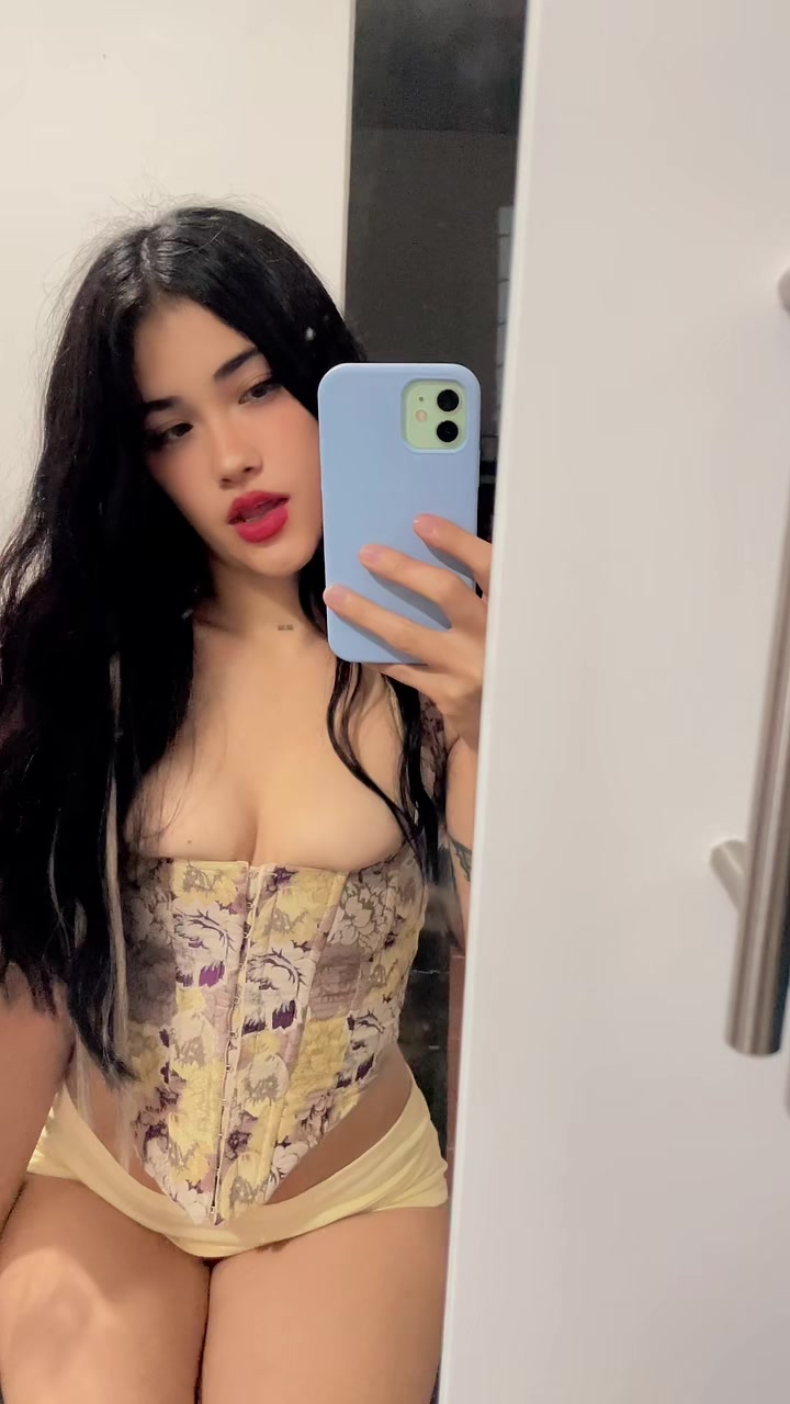 @lizaa