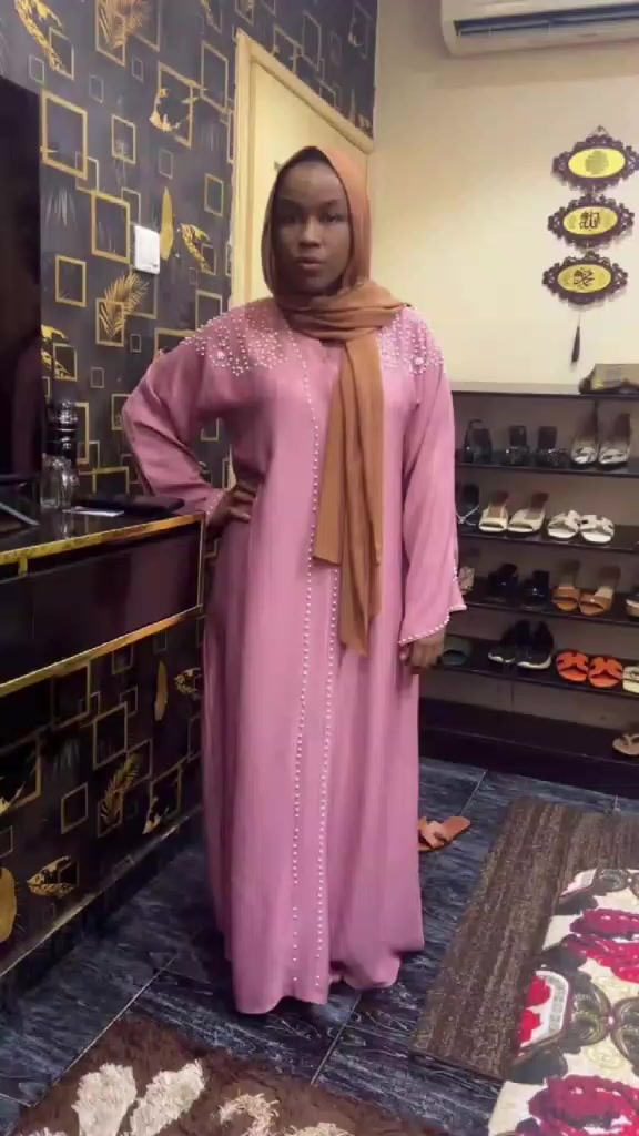 @Queen fatiya fmf